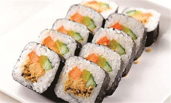 海苔寿司加盟_开海苔寿司加盟店生意好赚得多！