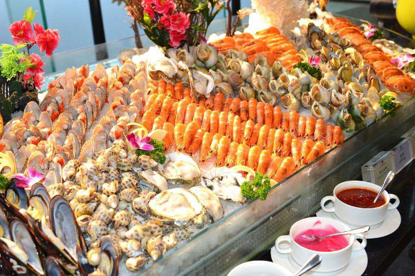 牛排海鲜自助餐