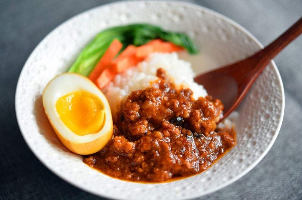 馋嘴卤肉饭