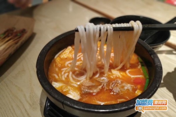 云味馆过桥米线