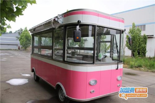 【烧烤流动车加盟】开店加盟烧烤流动车，一年赚得真多！