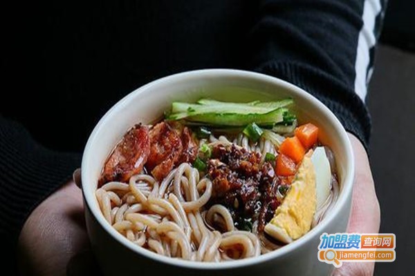 天天撒椒米粉加盟费