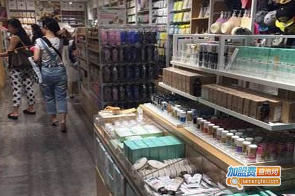 韩国10元店