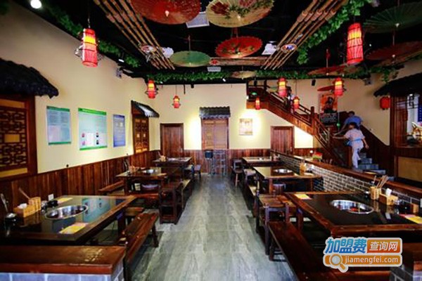辣员外火锅店加盟费
