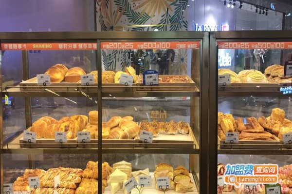 日光初橙面包加盟门店