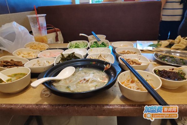 黔丝味酸汤丝娃娃加盟费