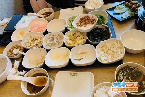 黔丝味酸汤丝娃娃加盟门店