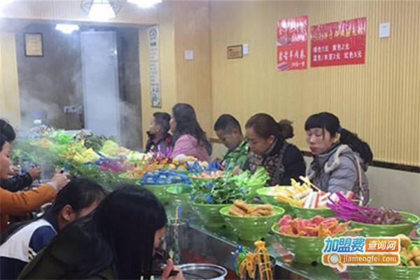 于小小旋转小火锅加盟
