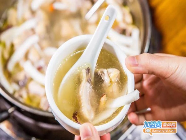 欢乐海岸椰子鸡