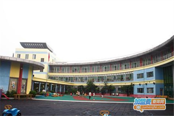 金色童年双语幼儿园