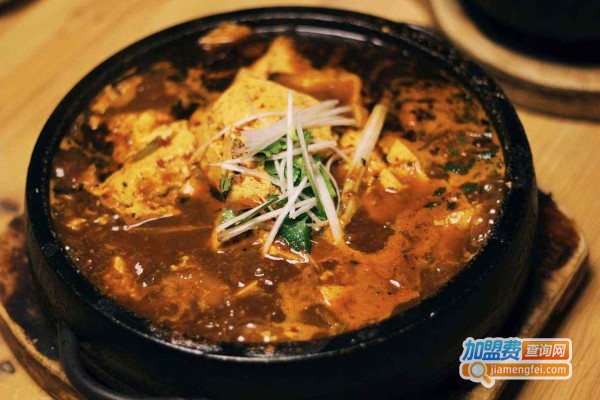 阿糯哥石锅拌饭