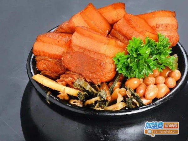锅的缸坛子焖肉