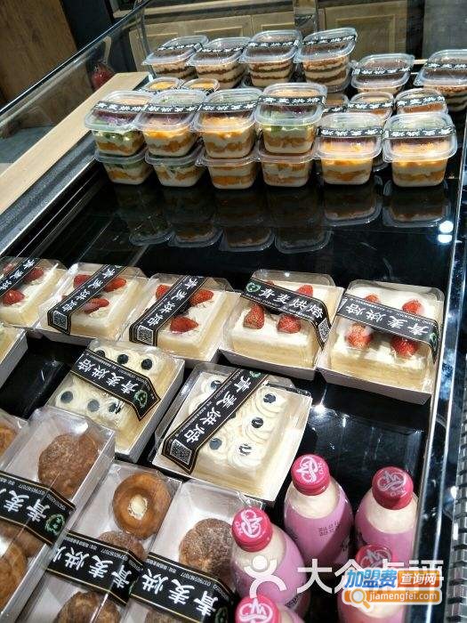 圣士烘焙蛋糕店