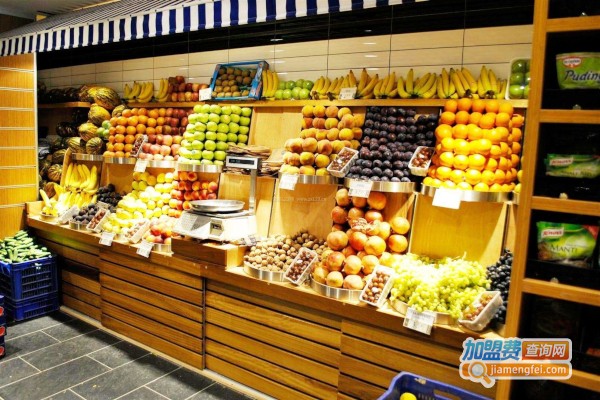果市多水果连锁超市加盟费总计要多少钱？