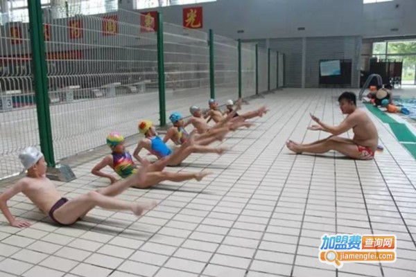 张教练游泳培训班加盟