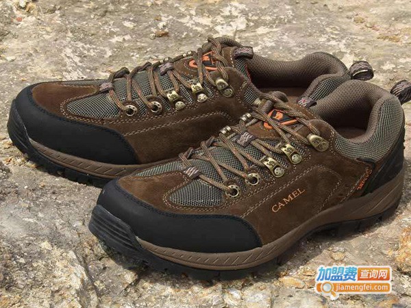 【骆驼登山鞋加盟】开店加盟骆驼登山鞋轻松赚钱生意好！
