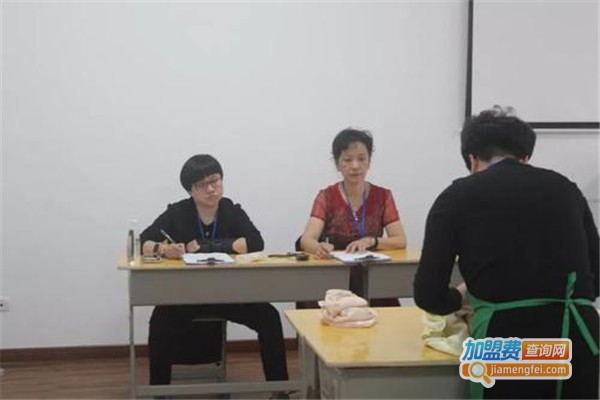 巧手家政加盟