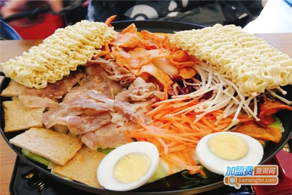 搭饭儿混搭食堂加盟