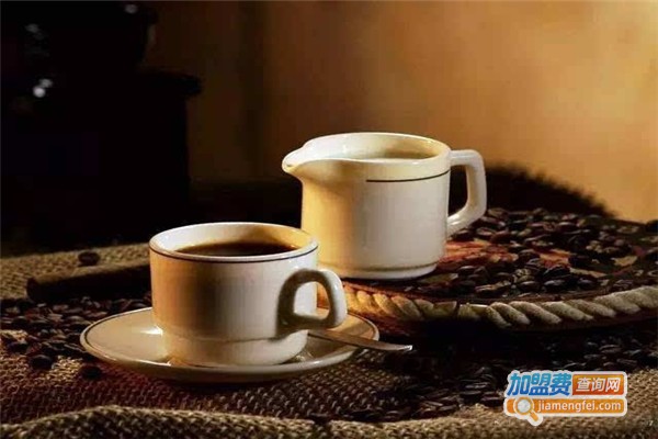 栖巢亼亼-咖啡与茶