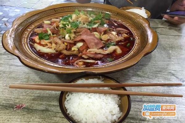 阿巴多骨汤冒菜
