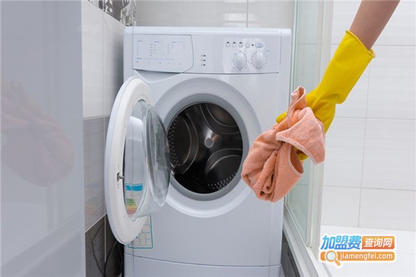 家有洗事洗衣加盟费_投资家有洗事洗衣加盟费是多少？