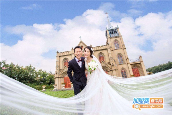 靓点婚纱摄影