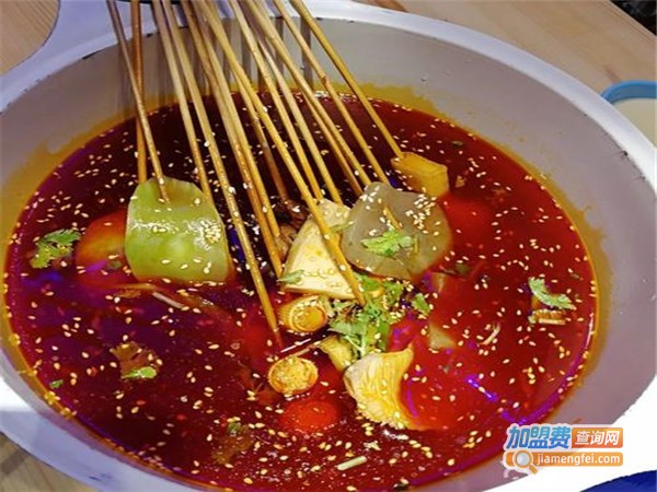见证80后串串香火锅加盟
