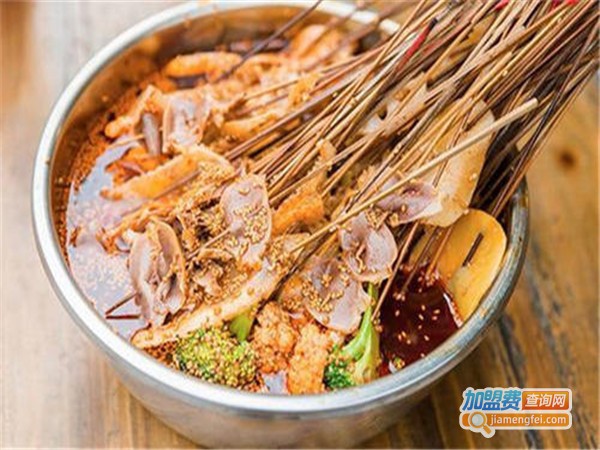 见证80后串串香火锅加盟费