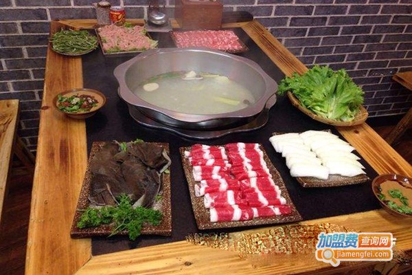 渝品鲜老灶火锅
