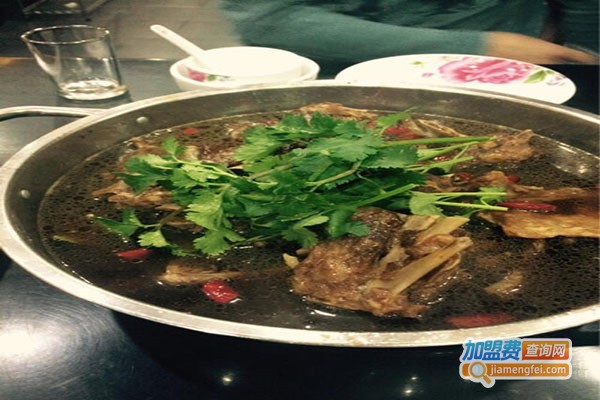 西聚斋羊蝎子火锅加盟门店