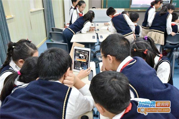 4D课堂加盟费