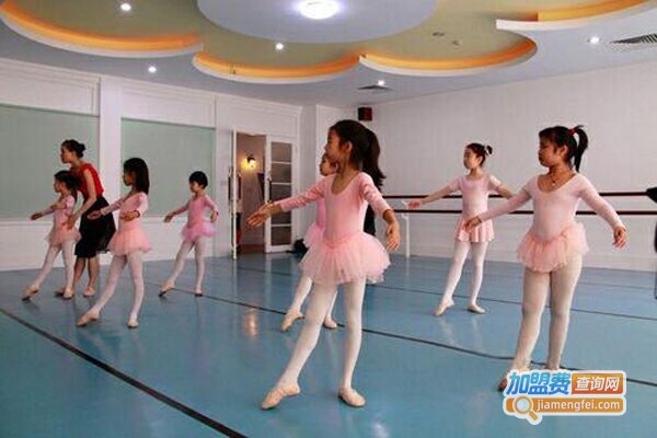 天韵舞蹈培训中心加盟