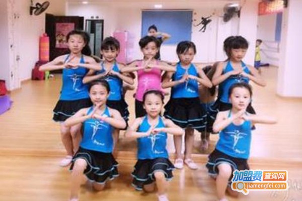 艺馨舞蹈培训中心