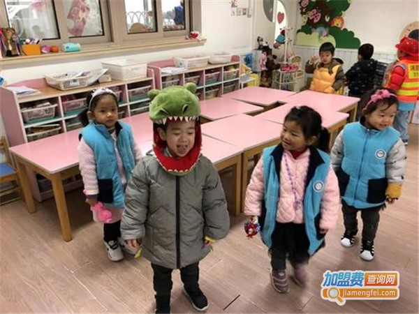 金月亮幼儿园加盟费