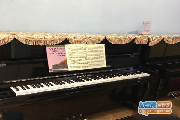 八音盒琴行加盟费