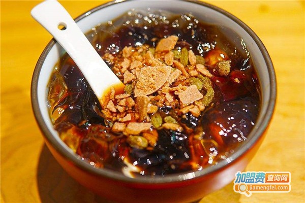 土豆撸冰糍粑冰粉