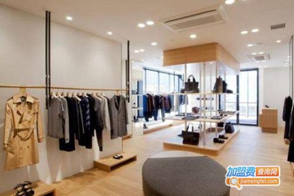 品牌服装店