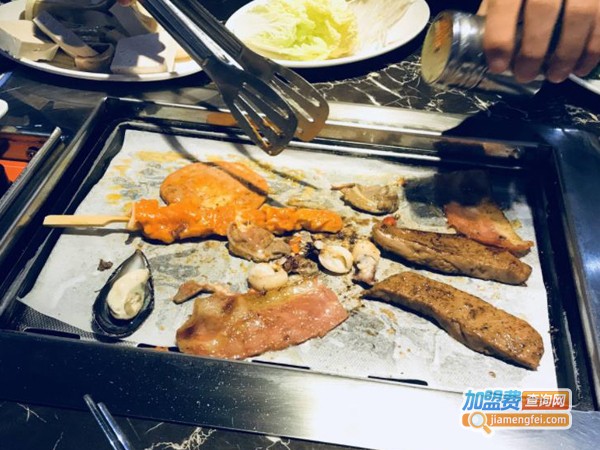 自助纸上烤肉店