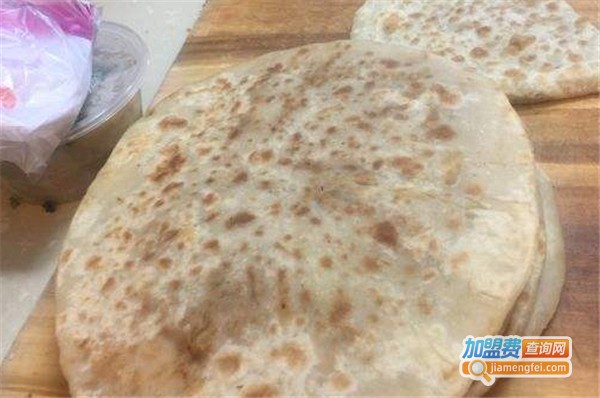 鲁蒙肉饼糁汤