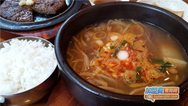 韩式牛肉汤饭加盟费