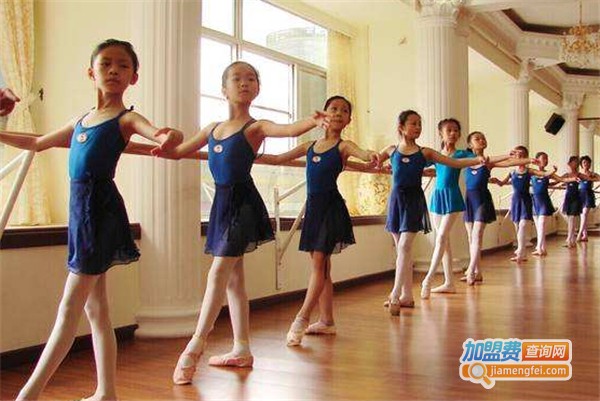儿童舞蹈培训加盟费