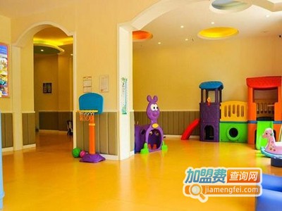 幼儿托班加盟_环境优雅 设备齐全