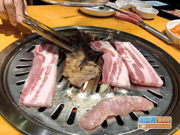 韩国欧巴炭烤肉加盟费