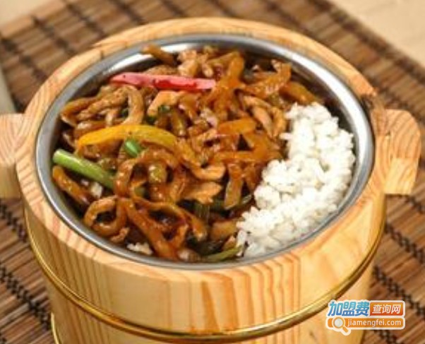 楠香木桶饭