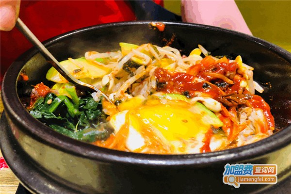 【韩国拌饭连锁店加盟】创业加盟韩国拌饭连锁店助您轻松赚大钱！