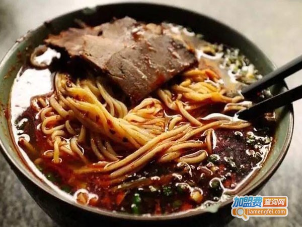 夜半思大碗牛肉面加盟
