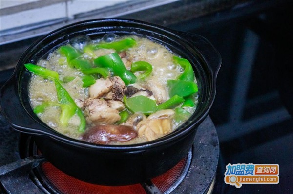 蒸碗黄焖鸡米饭
