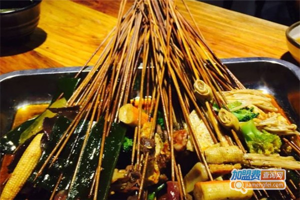 龙窑砂锅串串香