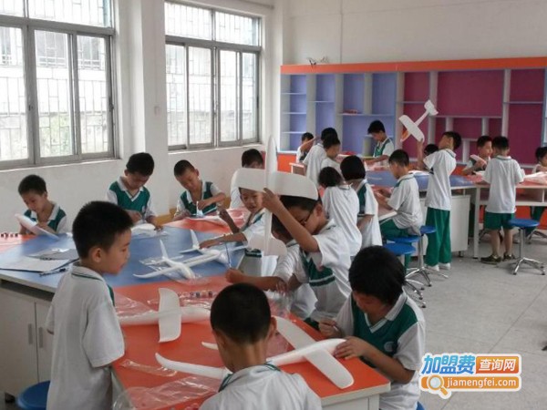 中小学兴趣班加盟费