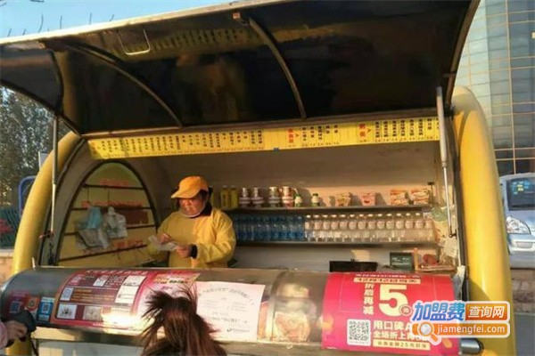 隆泰早餐车